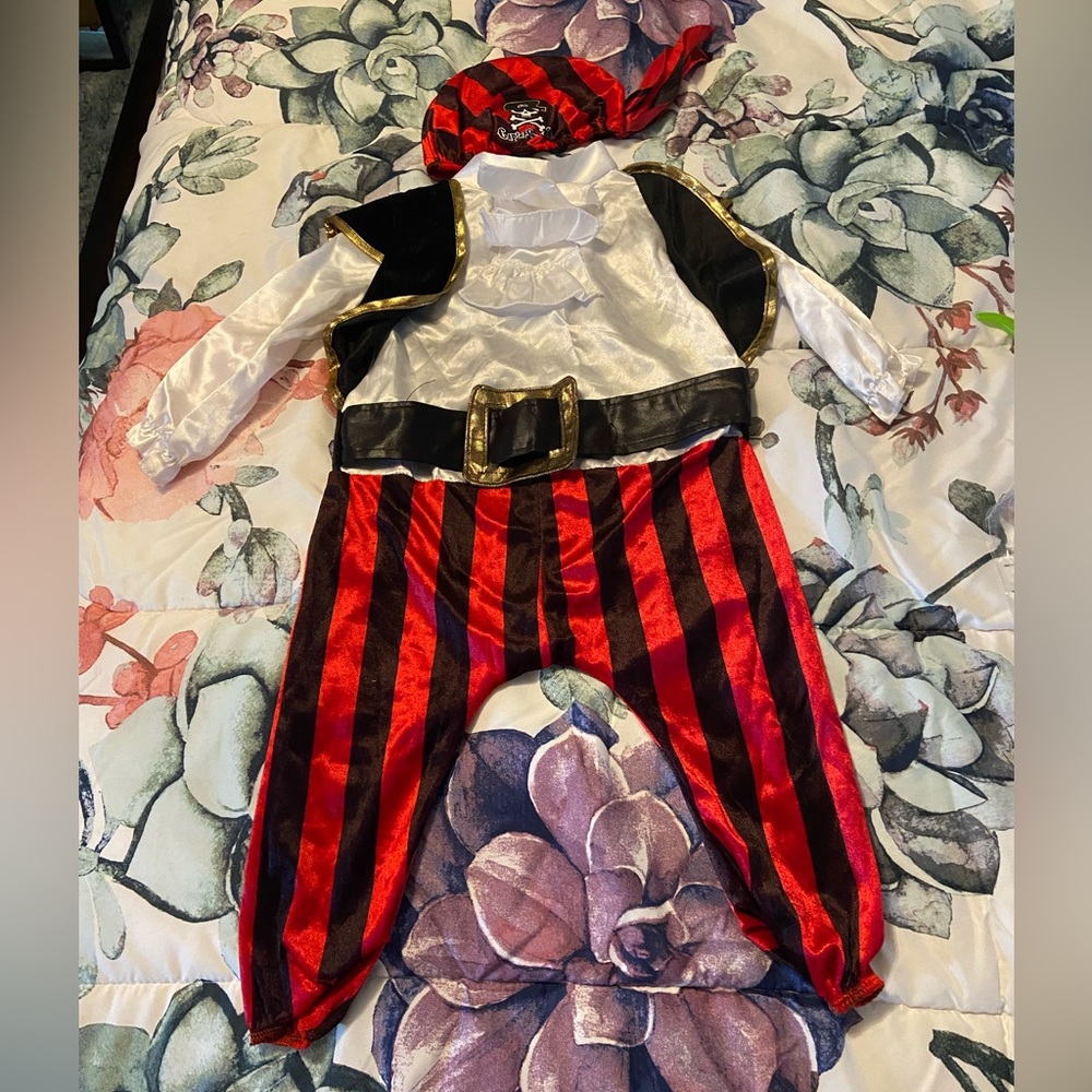 12-18 month pirate costume!